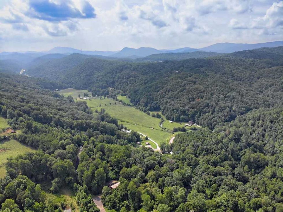 Home Mountain Creek Estates